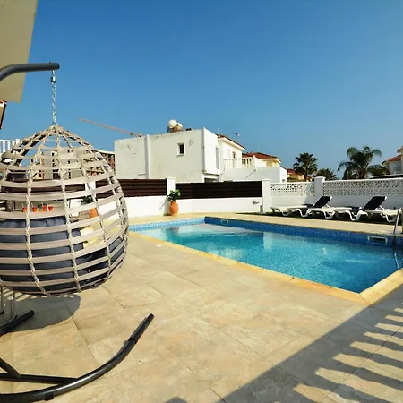 Villa Thetida Ayía Nápa